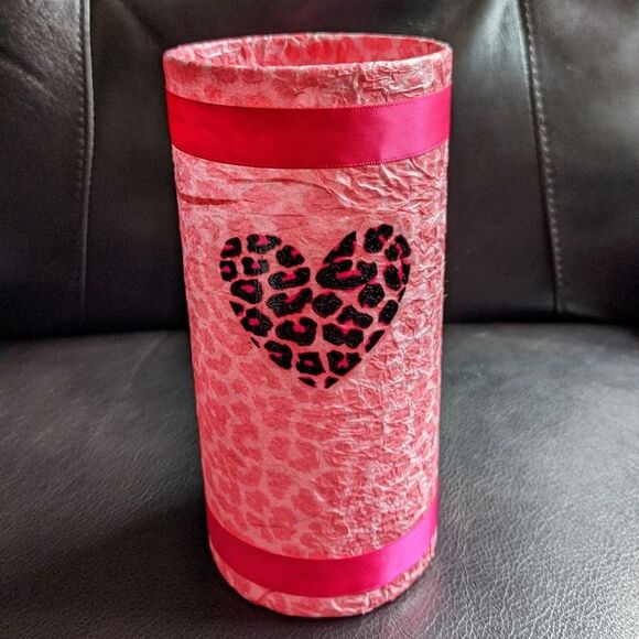 HANDMADE Cheetah / Leopard Heart Glass Candle Holder or Vase - Picture 5 of 8